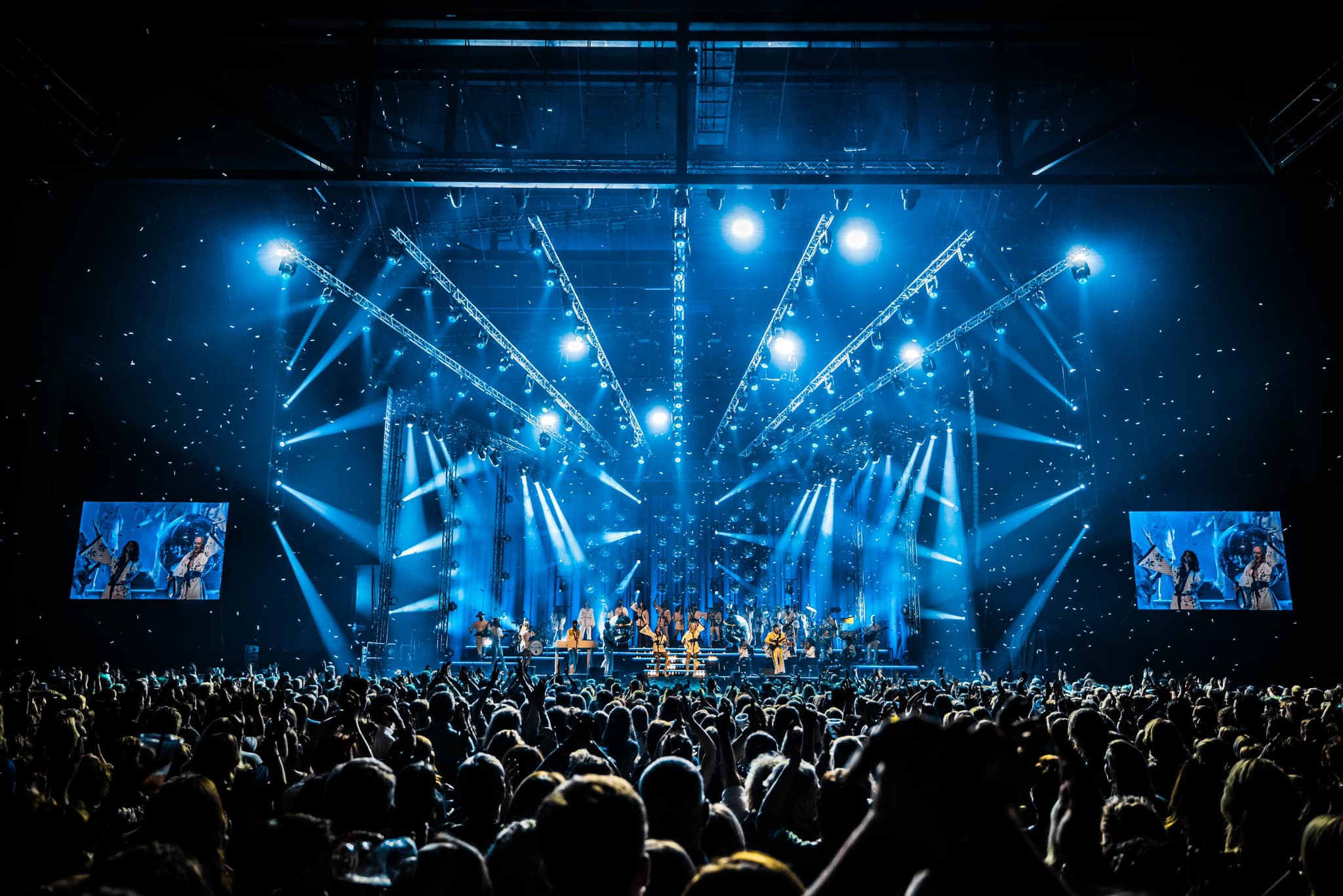 A-Fever in AFAS Live met Showlight